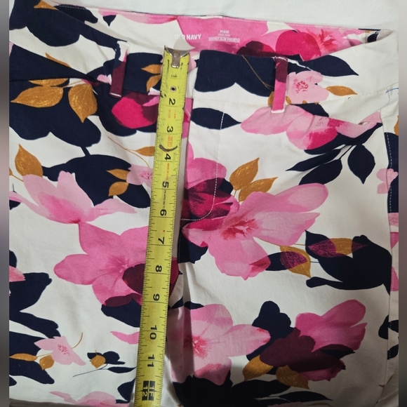 Old Navy Pixie High Rise Floral Pants Sz 4 - Picture 10 of 11
